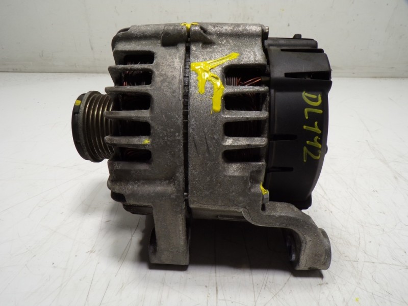 Recambio de alternador para bmw serie 3 touring (f31) 320d referencia OEM IAM 12317823343 8519890 