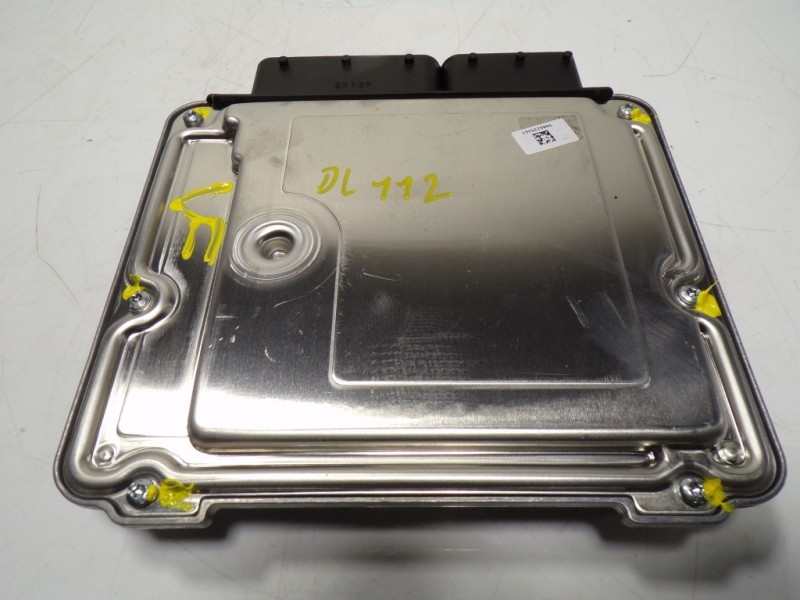 Recambio de centralita motor uce para bmw serie 3 touring (f31) 320d referencia OEM IAM 13618576333 8573257 