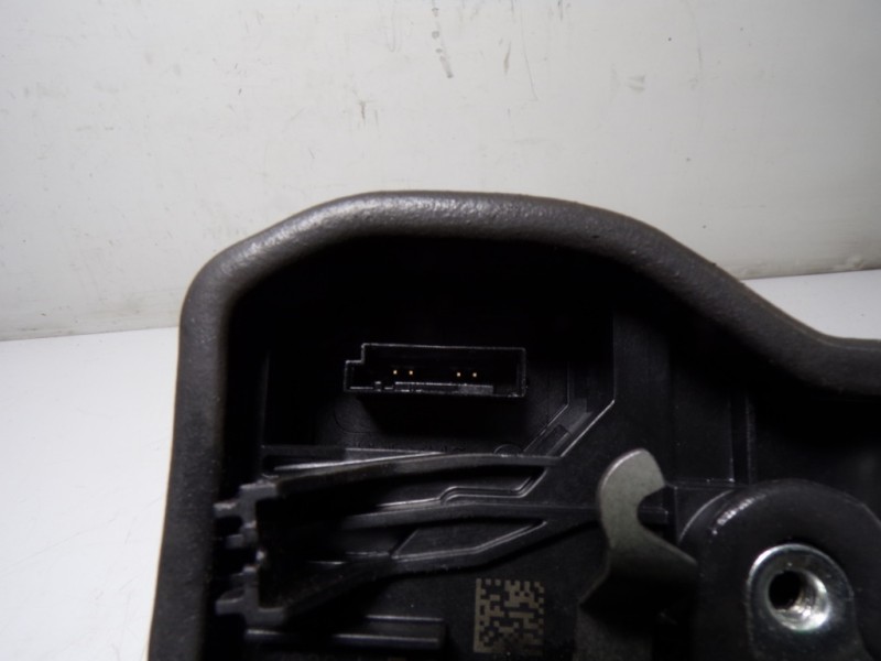 Recambio de cerradura puerta delantera derecha para bmw serie 3 touring (f31) 320d referencia OEM IAM 51217229458 7229458 