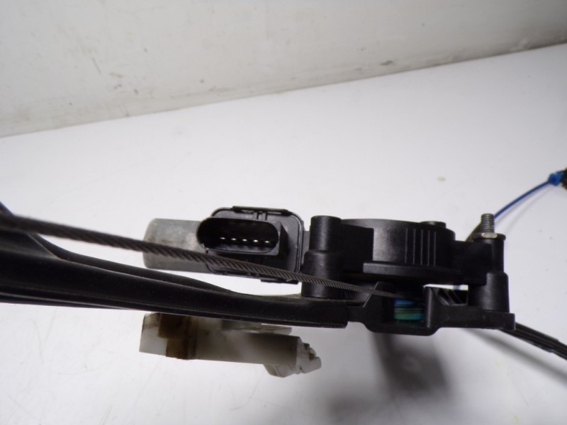 Recambio de elevalunas delantero derecho para bmw serie 3 touring (f31) 320d referencia OEM IAM 51337281886 19995YY0625 67627406