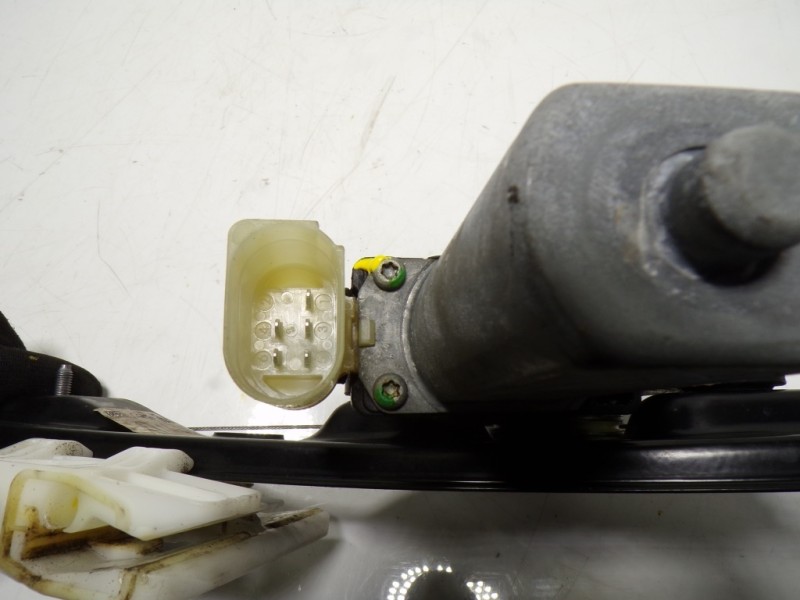 Recambio de elevalunas trasero derecho para bmw serie 3 touring (f31) 320d referencia OEM IAM 51357281888 7351050 67627341564