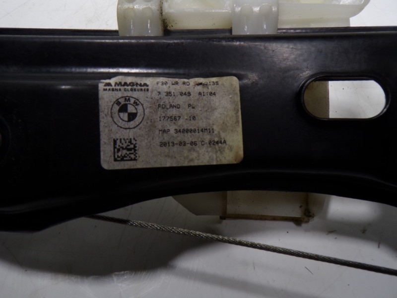 Recambio de elevalunas trasero izquierdo para bmw serie 3 touring (f31) 320d referencia OEM IAM 51357281887 7351049 67627341563