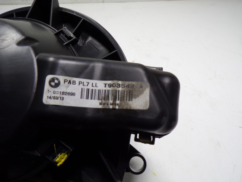 Recambio de motor calefaccion para bmw serie 3 touring (f31) 320d referencia OEM IAM 64119350395 T903542A 