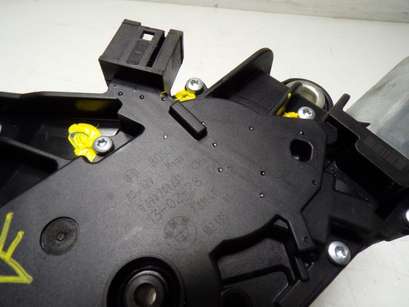 Recambio de motor limpia trasero para bmw serie 3 touring (f31) 320d referencia OEM IAM 67637311415 0390201231 