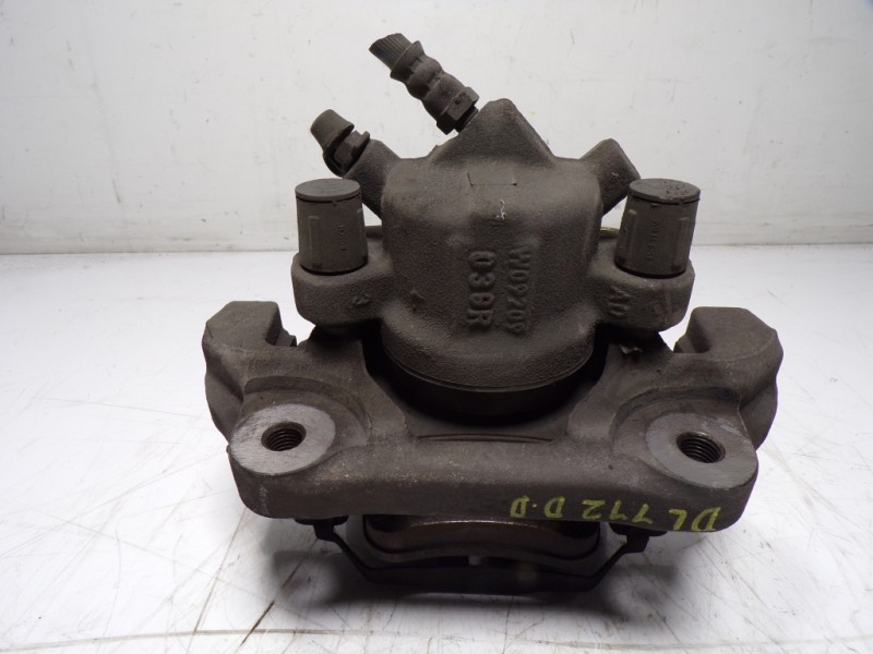 Recambio de pinza freno delantera derecha para bmw serie 3 touring (f31) 320d referencia OEM IAM 34116857688  