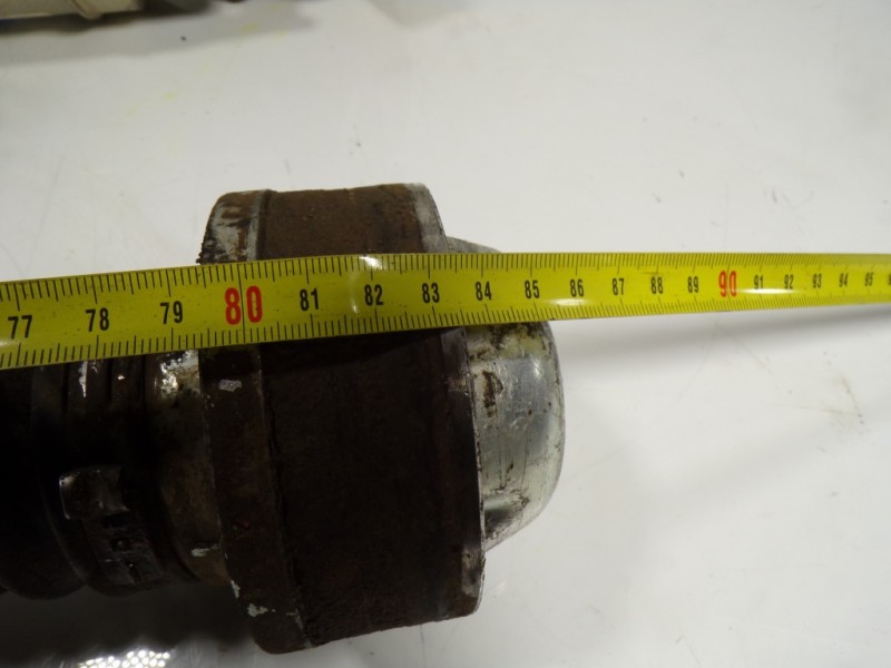 Recambio de transmision central delantera para jeep commander 3.0 v6 crd limited referencia OEM IAM 52853417AA  