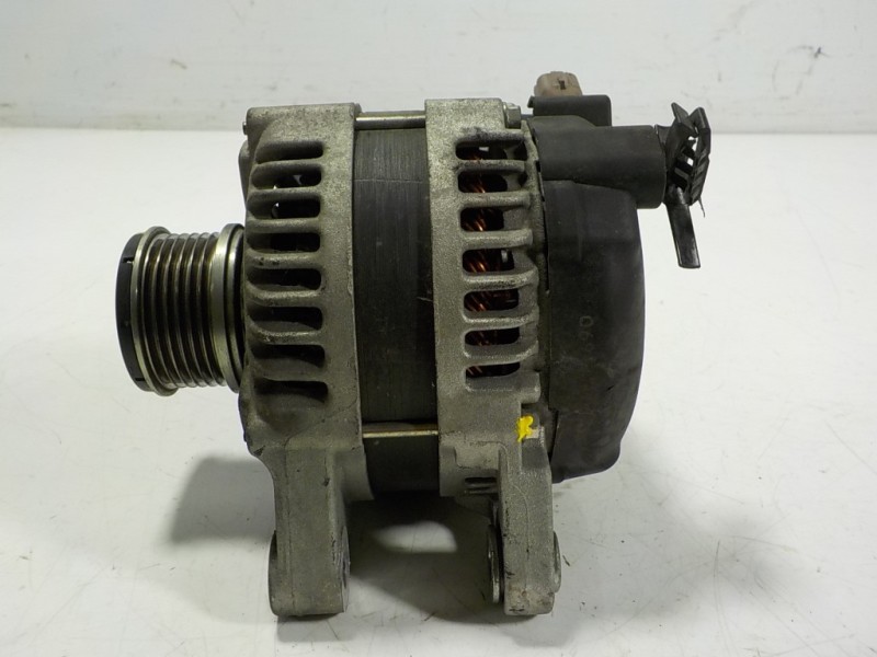 Recambio de alternador para peugeot 308 sw 1.5 blue-hdi fap referencia OEM IAM 9820893880 9820893880 