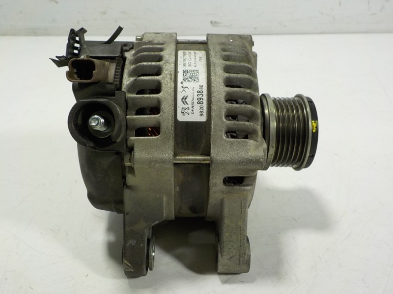 Recambio de alternador para peugeot 308 sw 1.5 blue-hdi fap referencia OEM IAM 9820893880 9820893880 