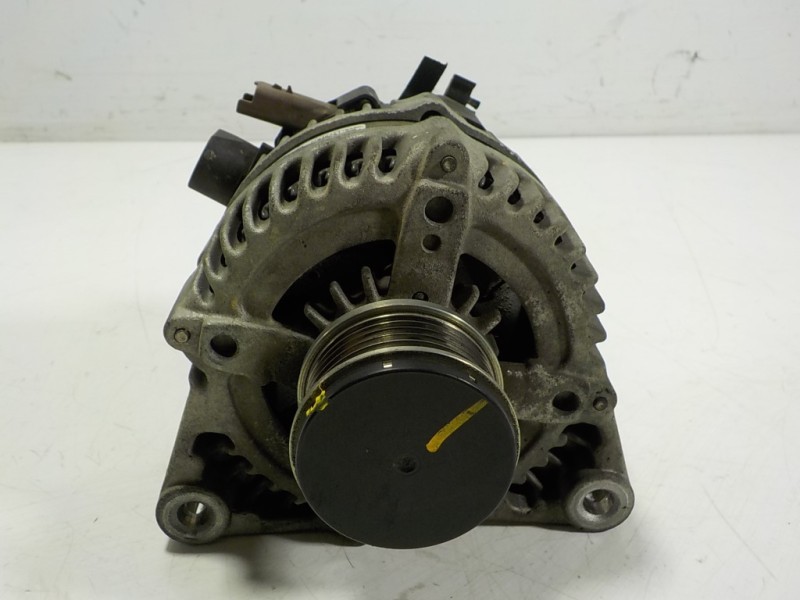 Recambio de alternador para peugeot 308 sw 1.5 blue-hdi fap referencia OEM IAM 9820893880 9820893880 