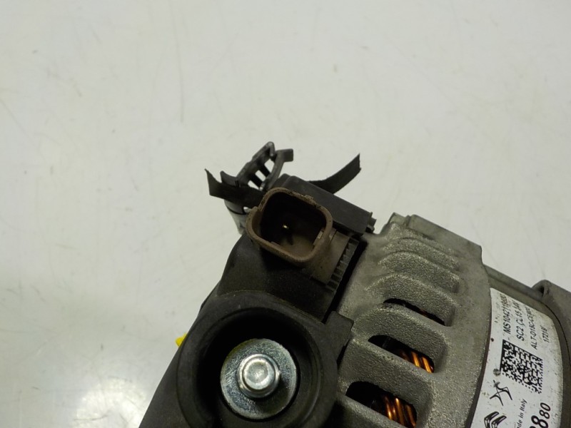 Recambio de alternador para peugeot 308 sw 1.5 blue-hdi fap referencia OEM IAM 9820893880 9820893880 