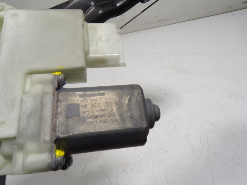 Recambio de elevalunas delantero izquierdo para peugeot 308 sw 1.5 blue-hdi fap referencia OEM IAM 9816273280 9826079480 