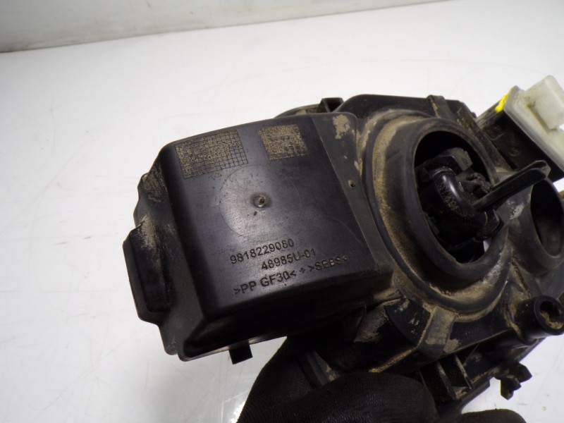 Recambio de tapa combustible para peugeot 308 sw 1.5 blue-hdi fap referencia OEM IAM 9818024980 9818229080 9818229080