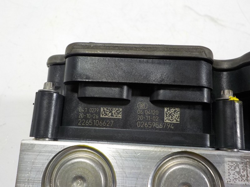 Recambio de abs para renault clio v 1.5 blue dci diesel fap referencia OEM IAM  476606054R 