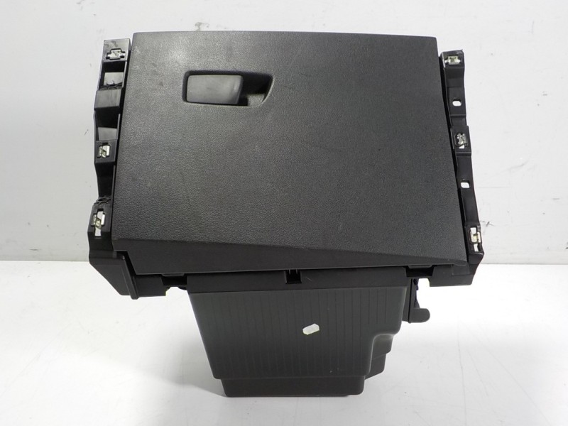 Recambio de guantera para renault clio v 1.5 blue dci diesel fap referencia OEM IAM 681081375R 681081071R 