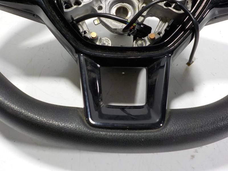 Recambio de volante para renault clio v 1.5 blue dci diesel fap referencia OEM IAM 484004585R 484004585R 