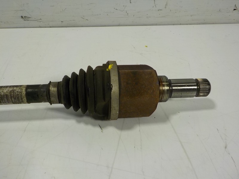 Recambio de transmision izquierda para peugeot 508 sw 1.5 blue-hdi fap referencia OEM IAM 9811176880 9811176880 