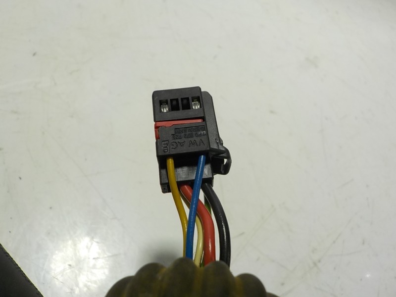 Recambio de amortiguadores maletero / porton para volkswagen arteon (3h7) elegance referencia OEM IAM 3G8827851B 3G8827851B 