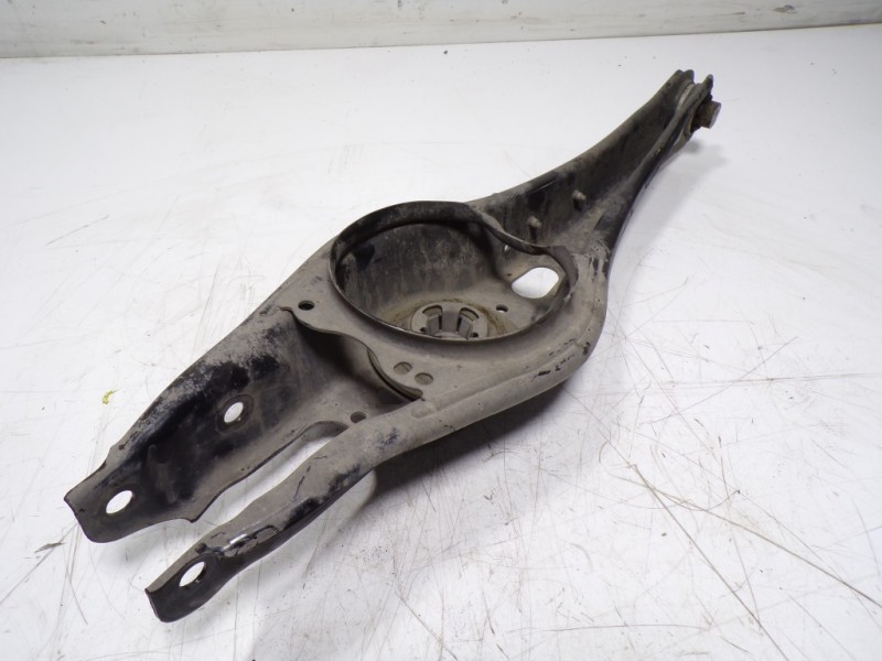 Recambio de brazo suspension inferior trasero izquierdo para volkswagen arteon (3h7) elegance referencia OEM IAM 3Q0505311G  