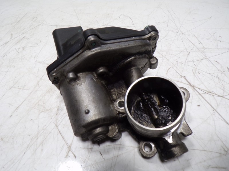 Recambio de caja mariposa para volkswagen arteon (3h7) elegance referencia OEM IAM 04L128063AA  