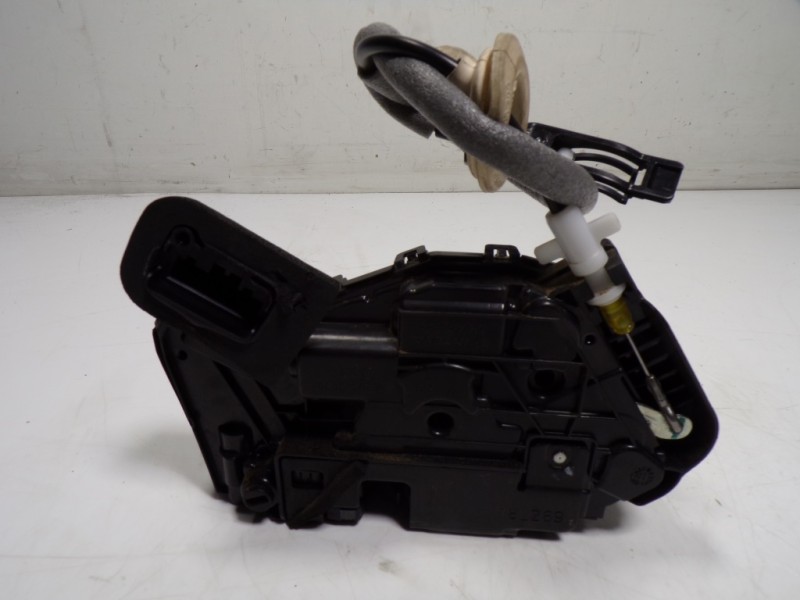 Recambio de cerradura puerta trasera izquierda para volkswagen arteon (3h7) elegance referencia OEM IAM 5NA839015E 5NA839015C 