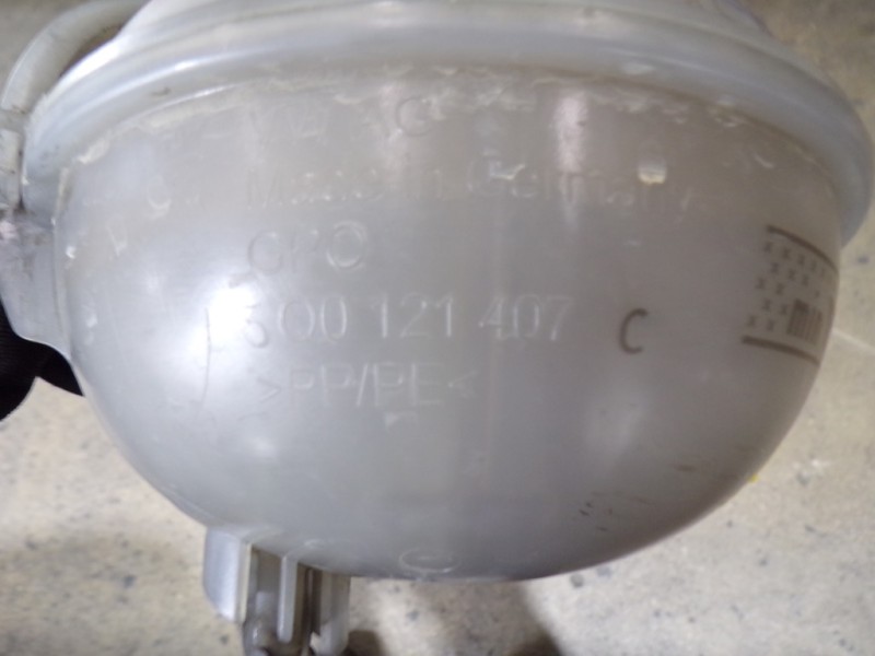 Recambio de deposito expansion para volkswagen arteon (3h7) elegance referencia OEM IAM 3Q0121407C 3Q0121407 