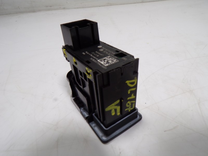 Recambio de palanca freno de mano para volkswagen arteon (3h7) elegance referencia OEM IAM 3G0927225BWZU 3G0927225B 