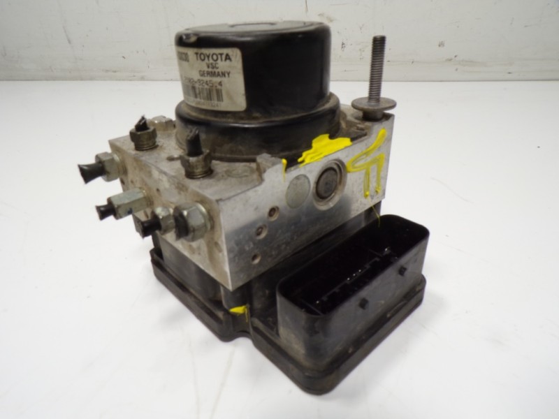 Recambio de abs para toyota yaris 1.0 cat referencia OEM IAM 440500D380 445400D030 