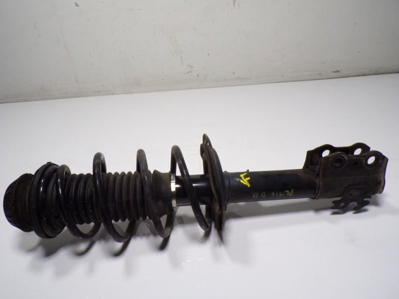Recambio de amortiguador delantero derecho para toyota yaris 1.0 cat referencia OEM IAM 485100D870 03091000275 