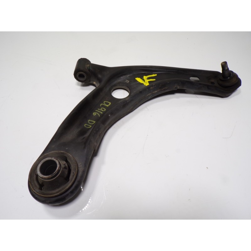 Recambio de brazo suspension inferior delantero derecho para toyota yaris 1.0 cat referencia OEM IAM 4806809150  