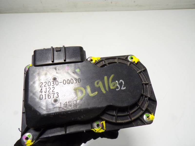 Recambio de caja mariposa para toyota yaris 1.0 cat referencia OEM IAM 220300Q030 220300Q030 