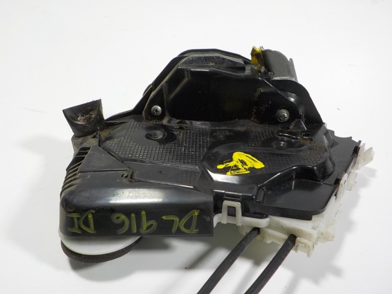 Recambio de cerradura puerta delantera izquierda para toyota yaris 1.0 cat referencia OEM IAM 690400D520 T4311140F3 