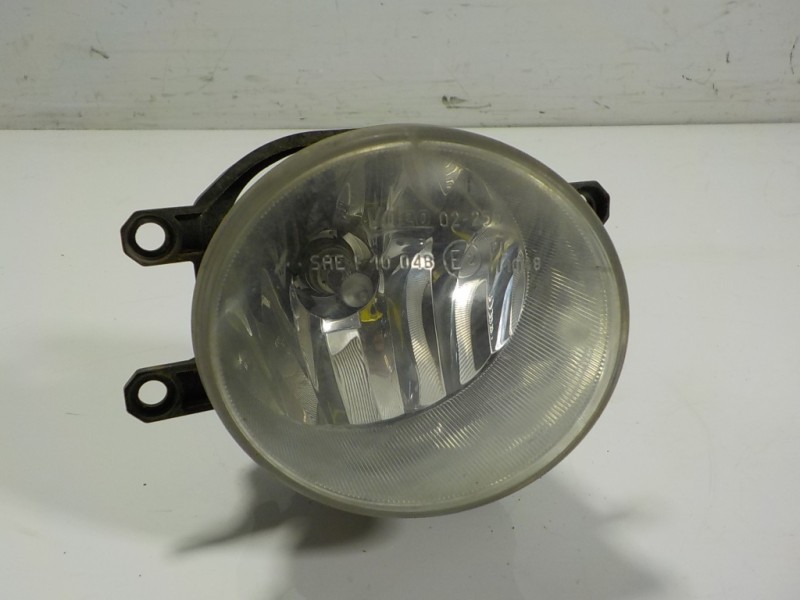 Recambio de faro antiniebla derecho para toyota yaris 1.0 cat referencia OEM IAM 8121002110 8121002110 