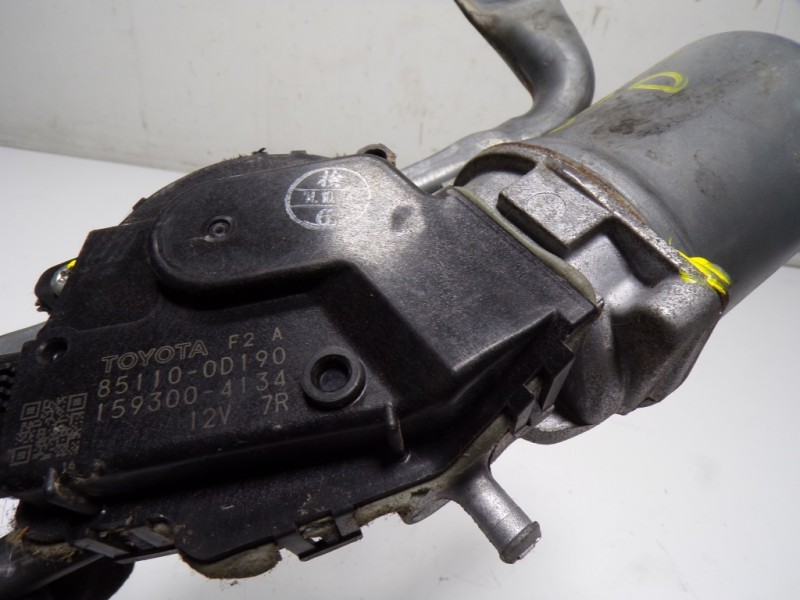 Recambio de motor limpia delantero para toyota yaris 1.0 cat referencia OEM IAM 851100D190 851100D190 