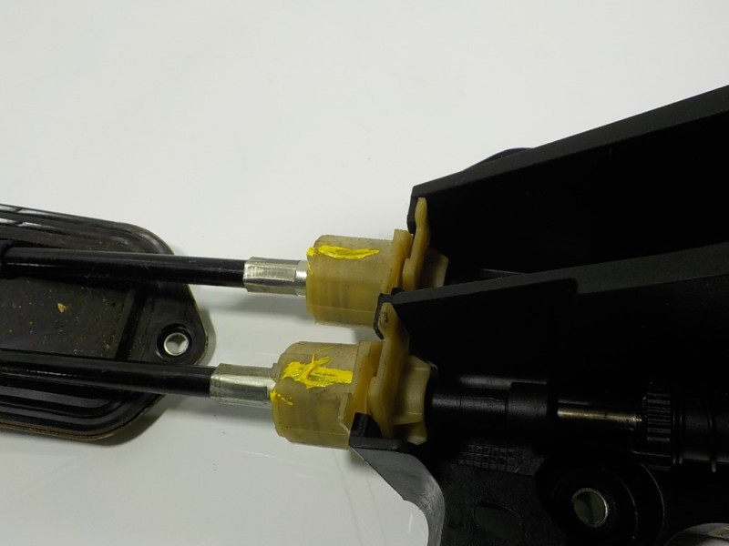 Recambio de palanca cambio para toyota yaris 1.0 cat referencia OEM IAM 335300D040 335300D040 338200D090