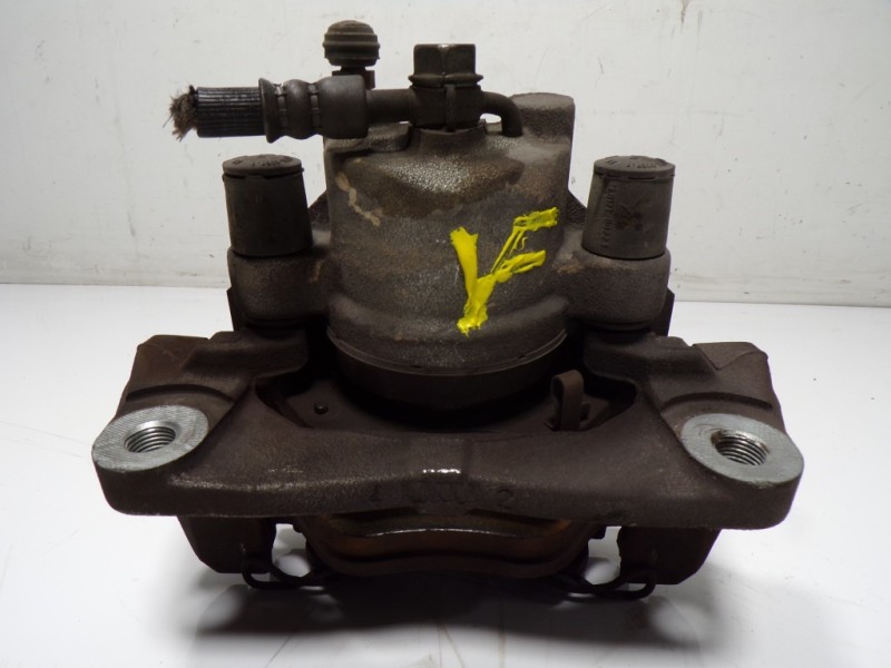 Recambio de pinza freno delantera izquierda para toyota yaris 1.0 cat referencia OEM IAM 477500D070  