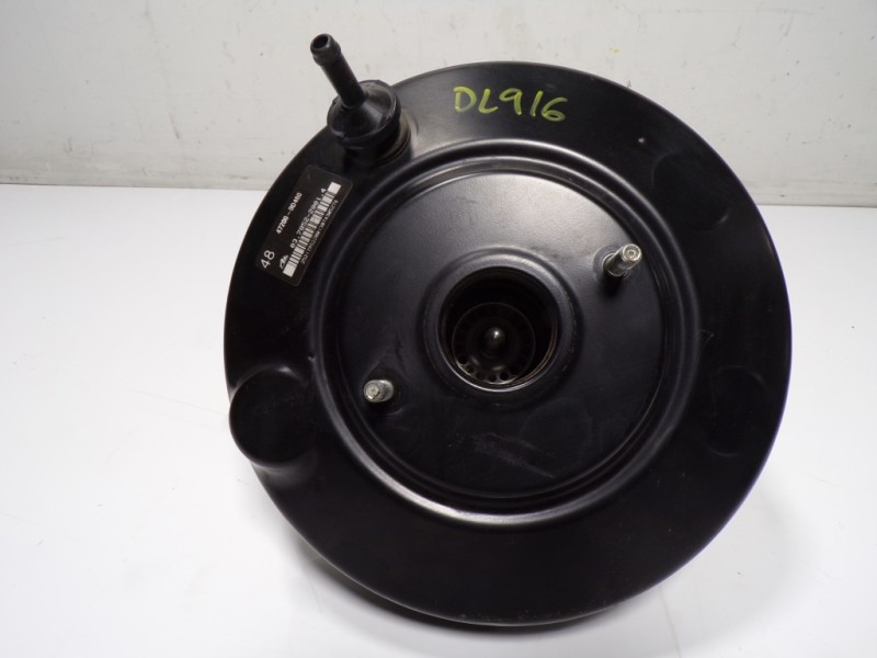 Recambio de servofreno para toyota yaris 1.0 cat referencia OEM IAM 4461009C20 472000D480 