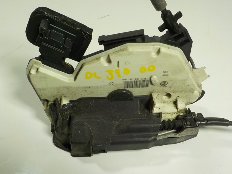 Recambio de cerradura puerta delantera derecha para volkswagen golf vii variant 2.0 tdi referencia OEM IAM 5K1837016E 5K1837016E