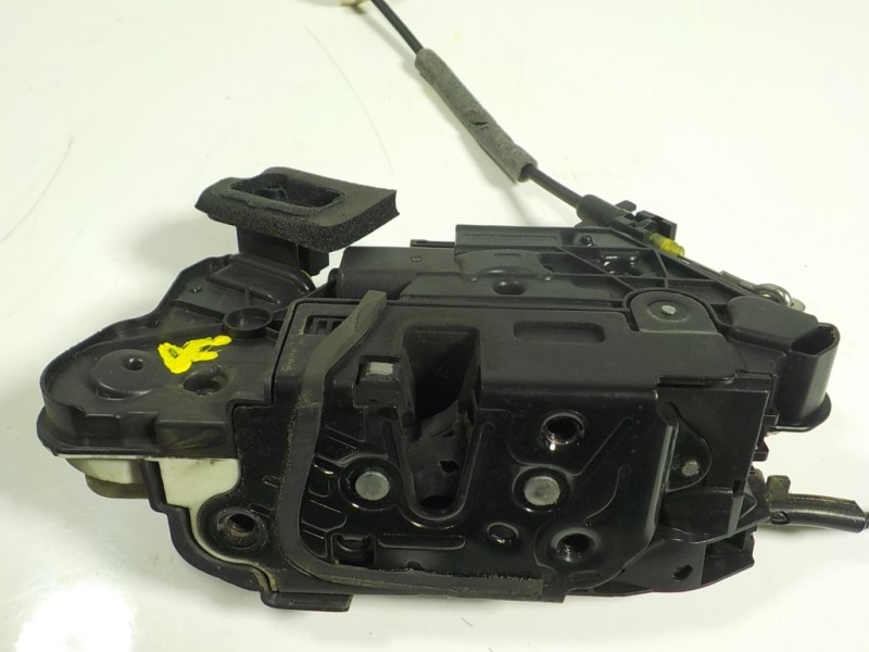Recambio de cerradura puerta delantera izquierda para volkswagen golf vii variant 2.0 tdi referencia OEM IAM 5K1837015E 5K183701