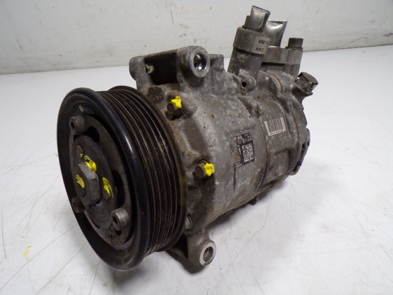 Recambio de compresor aire acondicionado para volkswagen golf vii variant 2.0 tdi referencia OEM IAM 5Q0820803F  
