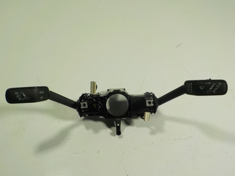 Recambio de mando intermitentes para volkswagen golf vii variant 2.0 tdi referencia OEM IAM  5Q0953521K 