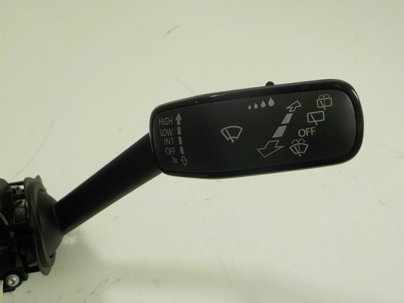 Recambio de mando intermitentes para volkswagen golf vii variant 2.0 tdi referencia OEM IAM  5Q0953521K 