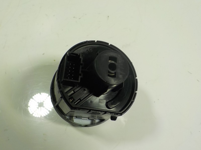 Recambio de mando luces para volkswagen golf vii variant 2.0 tdi referencia OEM IAM 5G0941431BDWZU 5G0941431BD 