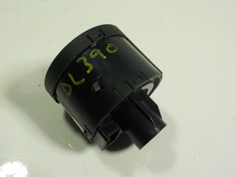 Recambio de mando luces para volkswagen golf vii variant 2.0 tdi referencia OEM IAM 5G0941431BDWZU 5G0941431BD 