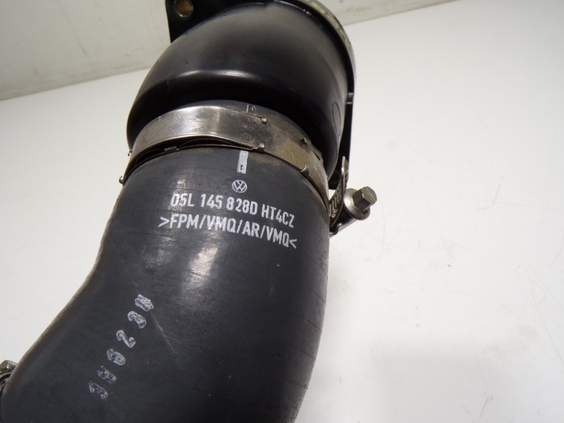 Recambio de tubo intercooler para seat leon sportstourer (kl8) 2.0 tdi referencia OEM IAM 05L145762D 05L145828D 05L131111 L