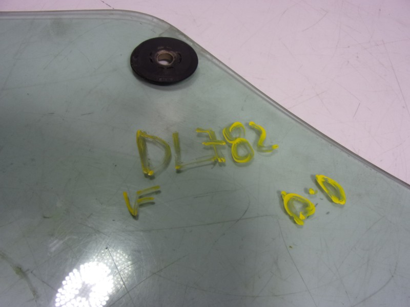 Recambio de cristal puerta delantero derecho para citroën c4 cactus 1.6 blue-hdi fap referencia OEM IAM   