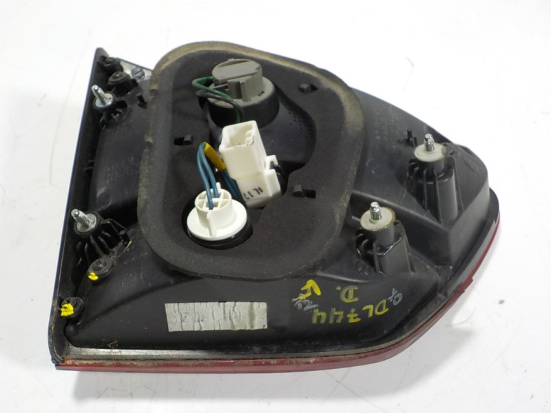 Recambio de piloto trasero derecho interior para kia carens ( ) 1.7 crdi cat referencia OEM IAM 92404A4020  