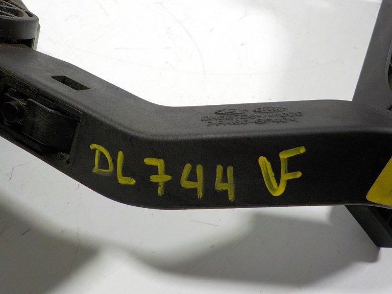 Recambio de potenciometro pedal para kia carens ( ) 1.7 crdi cat referencia OEM IAM 32700A4100 351904A7000 