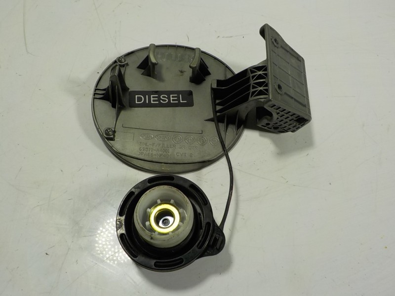 Recambio de tapa combustible para kia carens ( ) 1.7 crdi cat referencia OEM IAM 69510A4001 69510A4001 