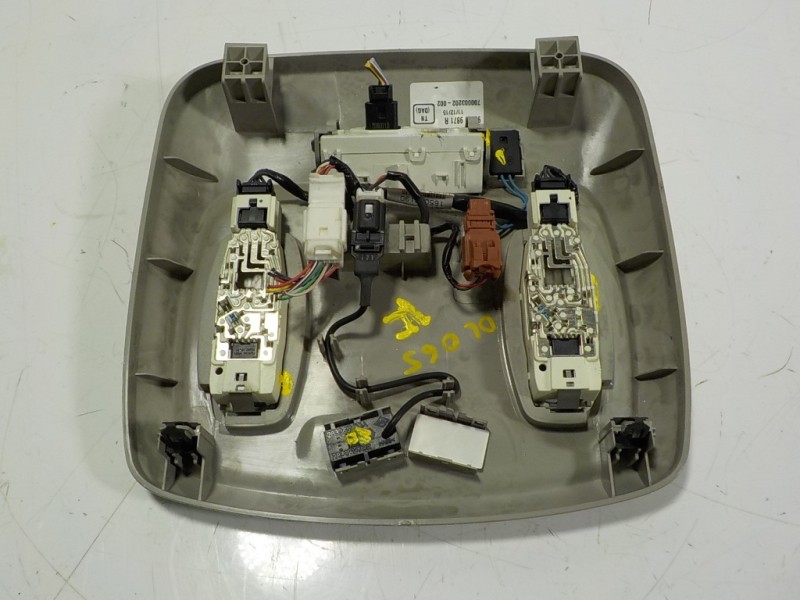 Recambio de piloto interior para renault kadjar 1.2 tce energy referencia OEM IAM 969809871R 969809871R 