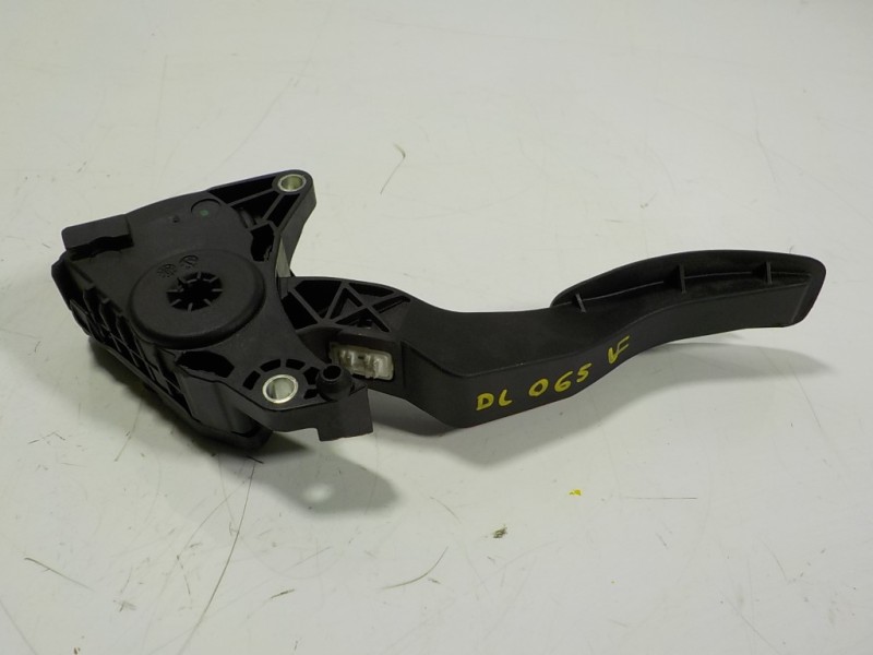 Recambio de potenciometro pedal para renault kadjar 1.2 tce energy referencia OEM IAM 18002DF30B 180024BA0B 